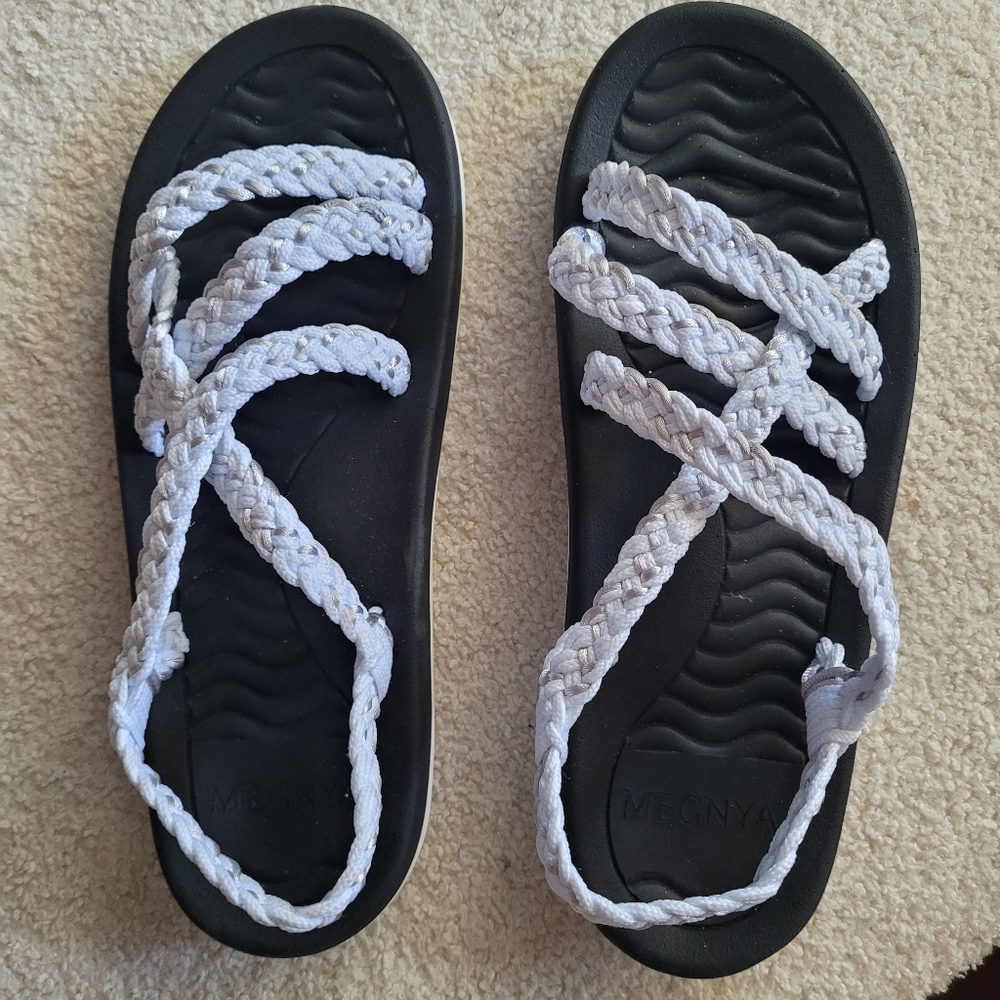 NWOT Size 10 MEGNYA Black Sandals with White Braided Straps